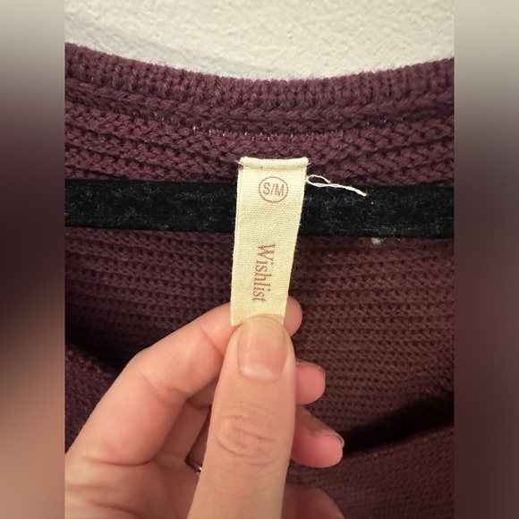 Wishlist Burgandy Sweater size S/M - Picture 6 of 6